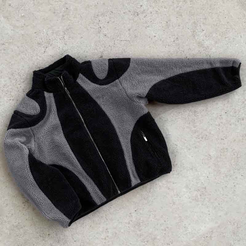 Felpa con cappuccio e zip foderata in sherpa retrò Y2K – Giacca streetwear unisex con grafica 3D (S-XL) – Essenziale per un look Cyber ​​Grunge a strati_voghion.com