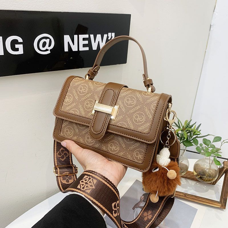 Women's 2024 High Quality Single Shoulder Bag, Unique Design, Classic Small Square Bag, Versatile Daily Crossbody Bag_voghion.com