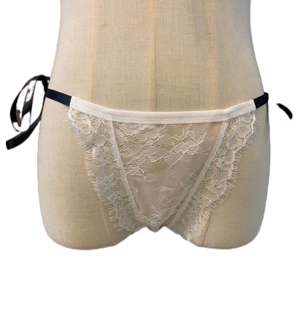 Bow Lace Hollow-out Halter Vest Suit Underwear_voghion.com