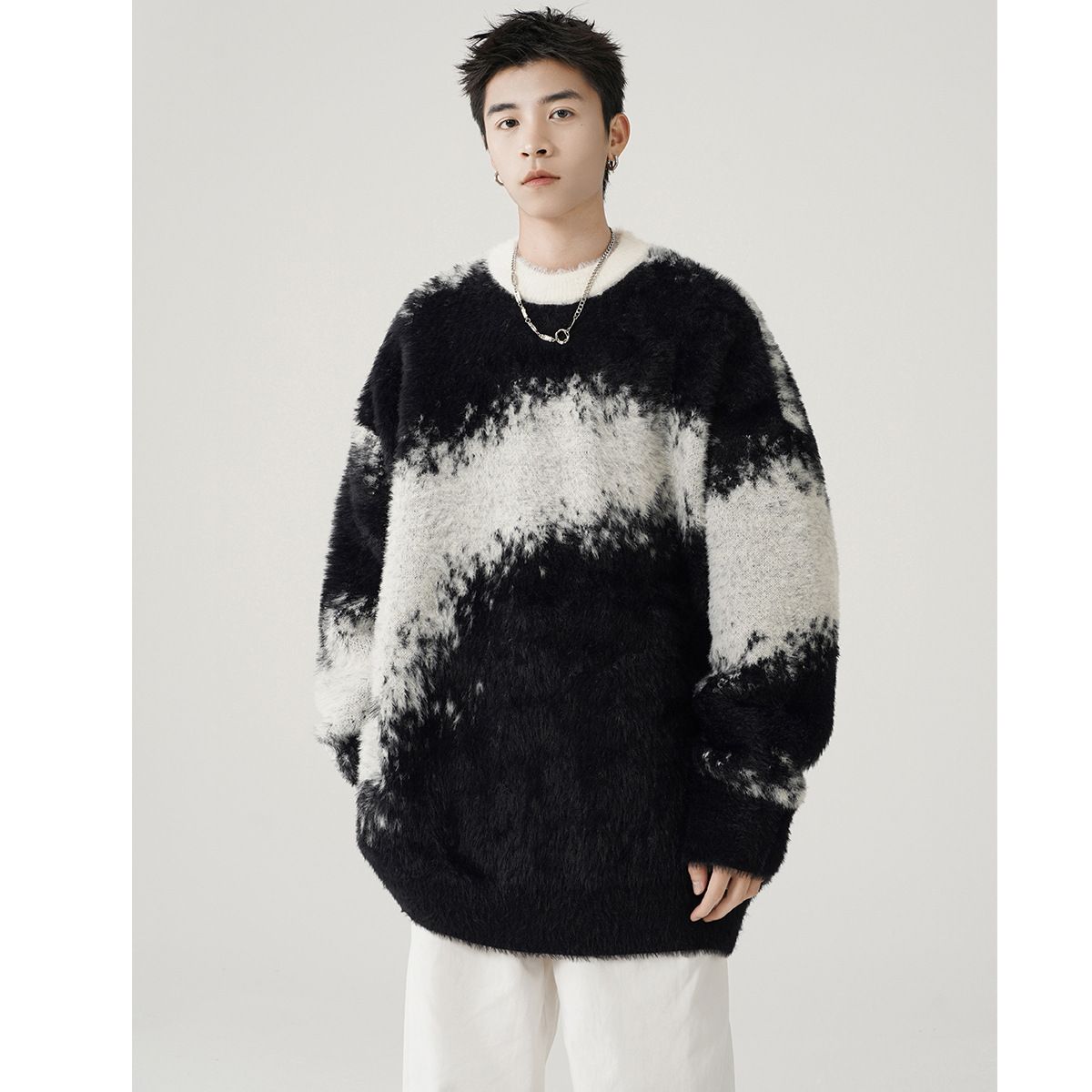 Suéter masculino de lã vison tie-dye com blocos de cores - Pulôver aconchegante e estiloso para o inverno, casual e moderno._voghion.com