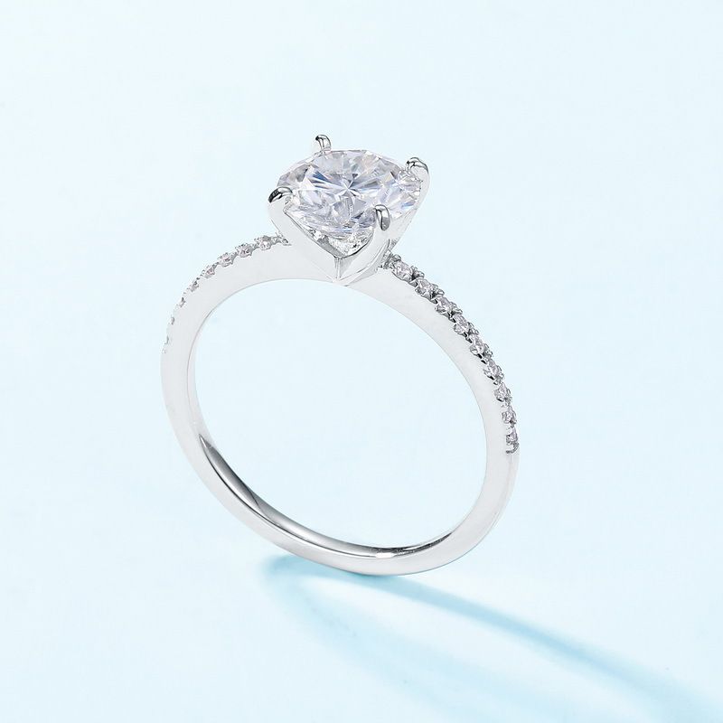 Anello di fidanzamento con moissanite semplice e classico in argento S925 con diamanti colorati intarsiati_voghion.com