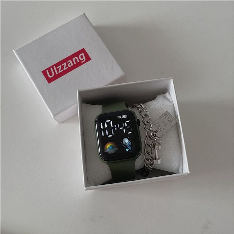 Fabricant de montres unique spot LED montre électronique astronaute homme et femme étudiant fête ins mode étanche enfants_voghion.com