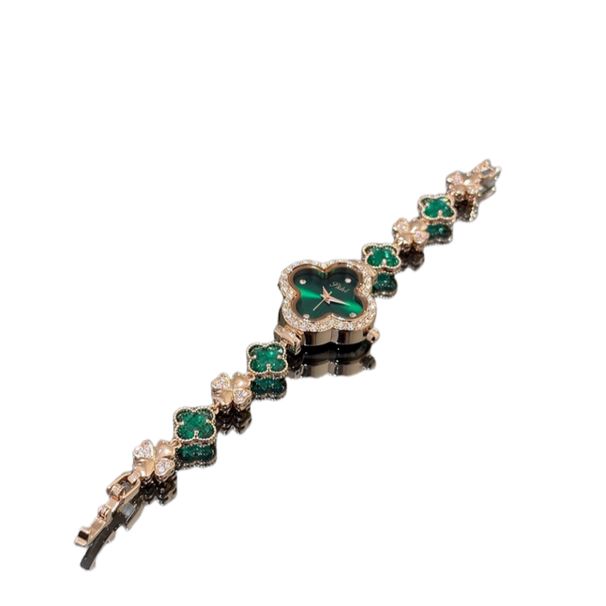 Orologio da polso da donna con quattro foglie di erba notturna e bagliore notturno, orologio da donna avanzato piccolo e semplice intarsiato in giada verde_voghion.com