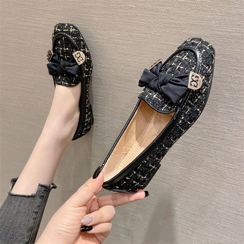 Netizen Versatile Square Head Soft Sole Bean 2023 New Flat Bottom Small Fragrant Style Single Shoes for Women with One_voghion.com