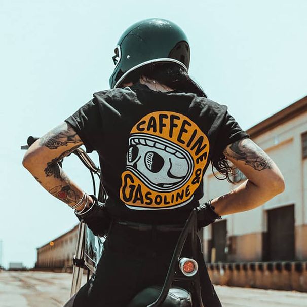 Camisetas femininas plus size manga curta branca (estampadas nas costas)_voghion.com