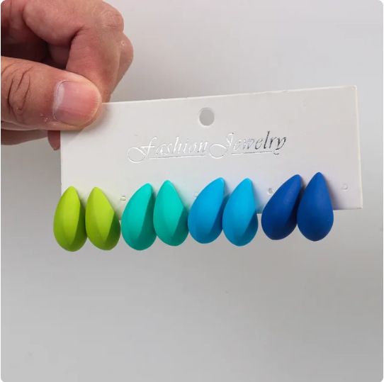 Orecchini a bottone con placcatura arilica in stile classico con goccioline d'acqua in stile Ig di gioielli all'ingrosso_voghion.com