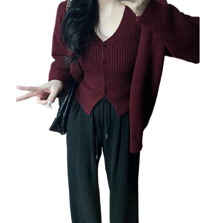 Casual Soft Waxy Outer Knitted Cardigan Thin Inner Tube Top Two-piece Set_voghion.com