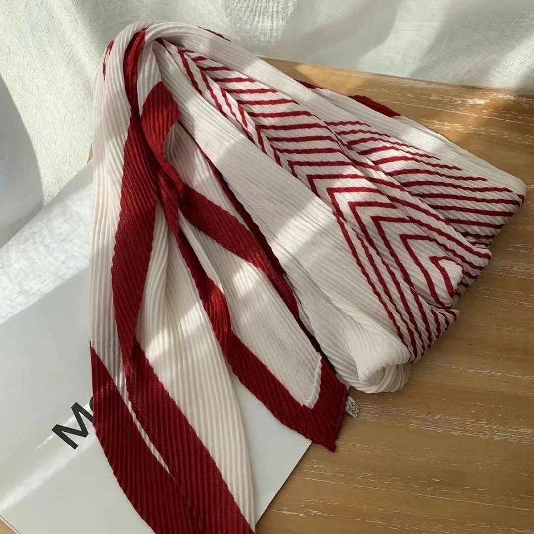 Gaohe Simple Versatile Black and White Striped Indonesian Women's Headscarf 100cm Large Square Scarf Shawl_voghion.com