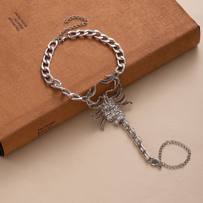 Cavigliera singola in metallo con scorpione intarsiato, dolce, fresca e calda, con punta collegata, gioiello tridimensionale_voghion.com