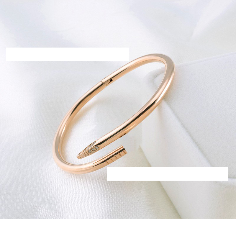 Fashion Trend Stainless Steel Card Home Popular Couple Rose Gold Nail Bracelet_voghion.com