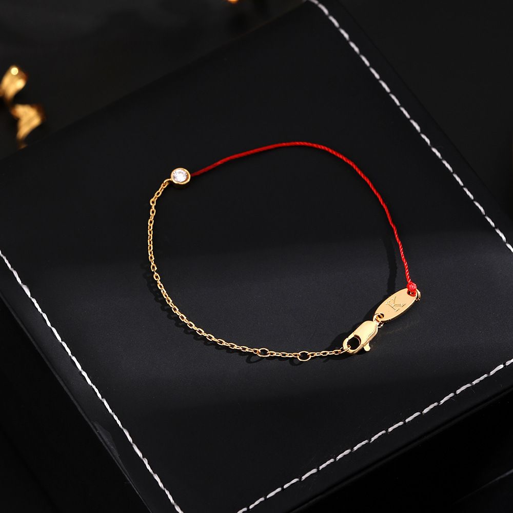 Bracciale da donna con catena a maglie rotonde di diamanti e filo rosso sottile, placcato in oro vero, con un solo anno zodiacale, versione alta._voghion.com
