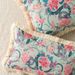 Housse de coussin de canapé à imprimé floral coloré et décoratif avec bordure à pompon de style nordique_voghion.com