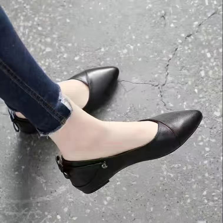 Special Offer Soft Leather Non Slip Two Way Soft Sole Flat Shoes For Women Spring And Autumn All Match Shallow Mouth Pointed Toe Slip On Shoes_voghion.com