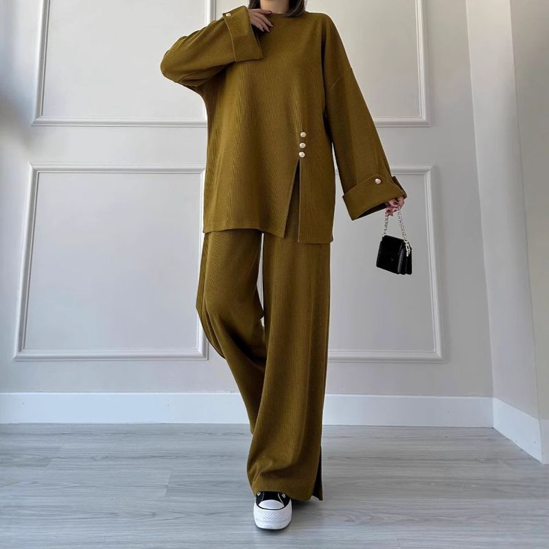 ​​Women's Casual Pearl Button Knit Sweater Two-Piece Set – Round Neck Loose Fit Comfortable Outfit For Spring & Autumn_voghion.com