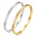 Bracciale ovale in acciaio inossidabile da 4 mm di larghezza con motivo a rombo inciso e pietre di zircone per donna_voghion.com