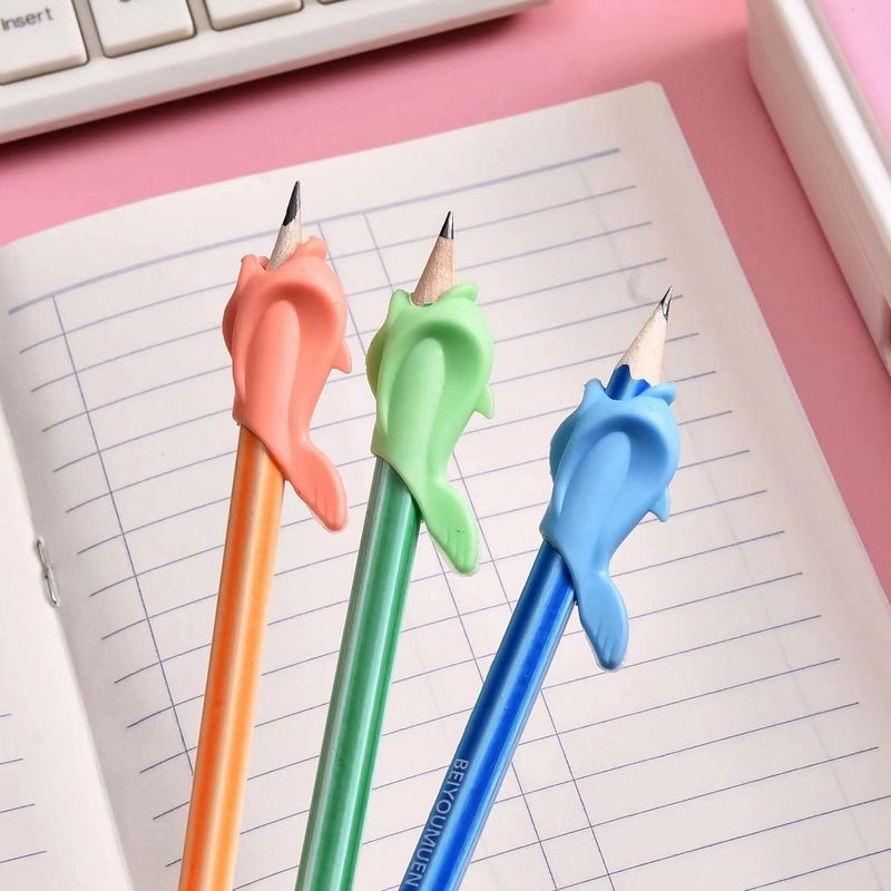 Dolfijnvormige siliconen potloodgreep voor kinderen - Ergonomische schrijfhulp voor het oefenen van het handschrift van kinderen, leuk en comfortabel gripcorrector_voghion.com