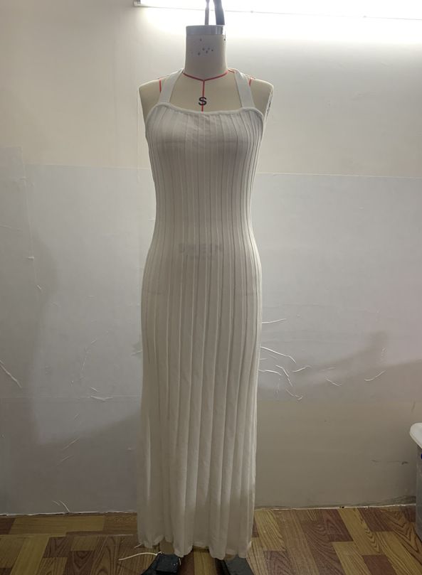Robe longue côtelée à bretelles et col licou pour femme, couleur unie, style décontracté, résistante, nouvelle collection été 2025_voghion.com