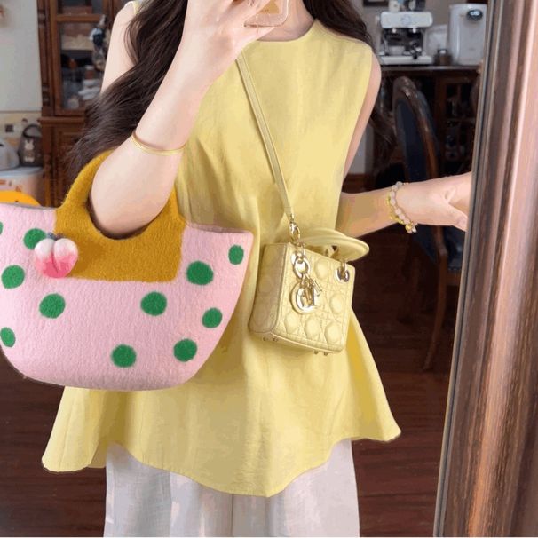 Summer Dopamine Outfit Light Cream Yellow Doll Shirt Top For Women Unique Design Sleeveless Twist V-neck Vest_voghion.com