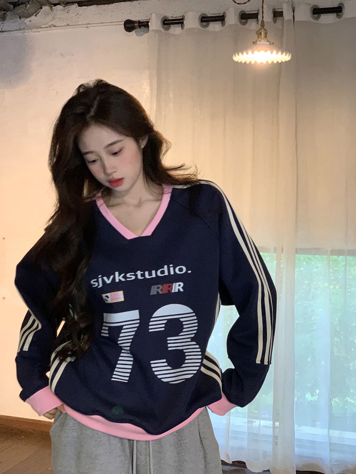 Long sleeved hoodie for women in spring and autumn, thin 2024 trend, loose design, printed V-neck Korean version top_voghion.com