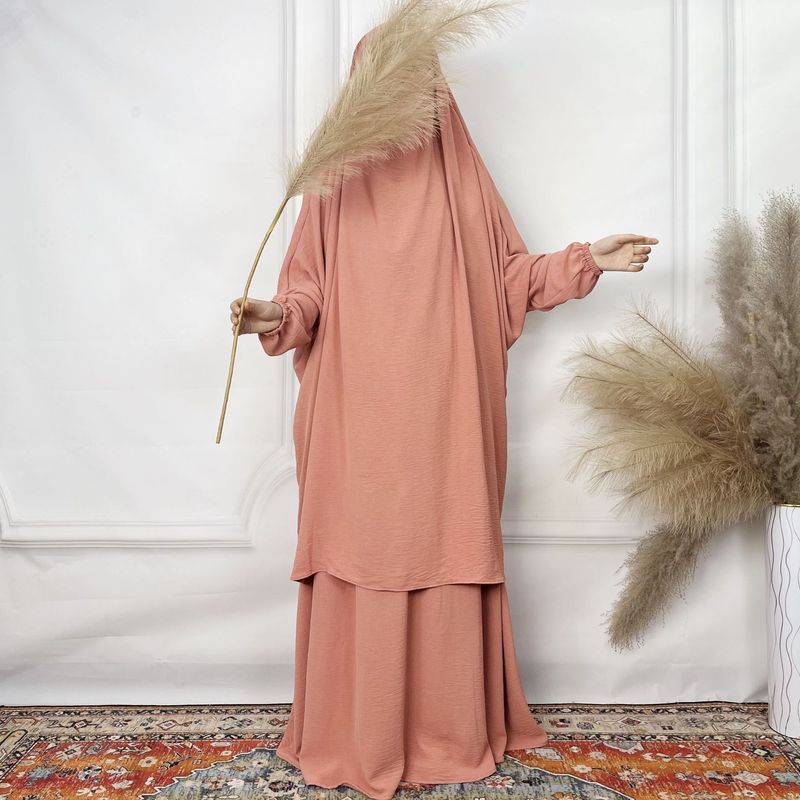 Vêtements pour femmes Jupe bandage froissée en soie glacée Robe de chambre pour femmes à la mode en deux pièces_voghion.com