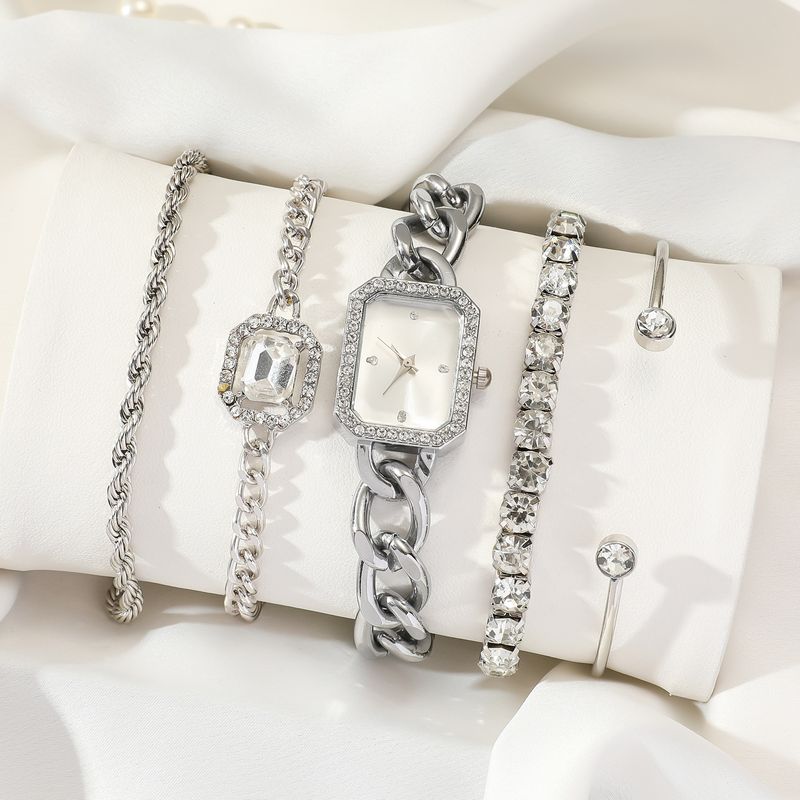 Coffret cadeau de montres à quartz pour femmes, 5 pièces, style navetteur, haut de gamme, cadran numérique en diamant, bracelet en acier_voghion.com