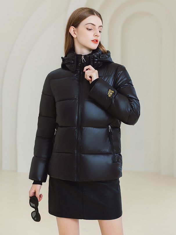 Women's Winter Short Puffer Jacket With Built-in Heating, Black Gold Quilted Coat, Thickened Warm Outwear_voghion.com