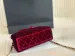 Borsa da donna con tracolla piccola Veet rossa, semicircolare, con manico superiore, finiture dorate, catena intrecciata a reticolo, tracolla morbida_voghion.com