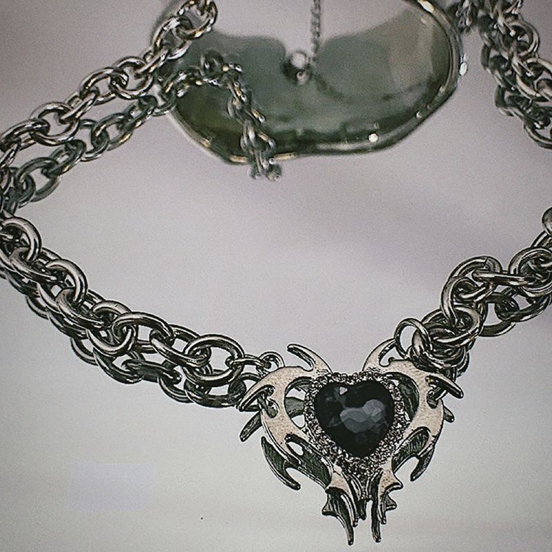 Gioielli punk Dorn Star Collana con cuore in cristallo Collana con ciondolo Goth moda coreana fai-da-te per donne Accessori Egirl Grunge Rock_voghion.com
