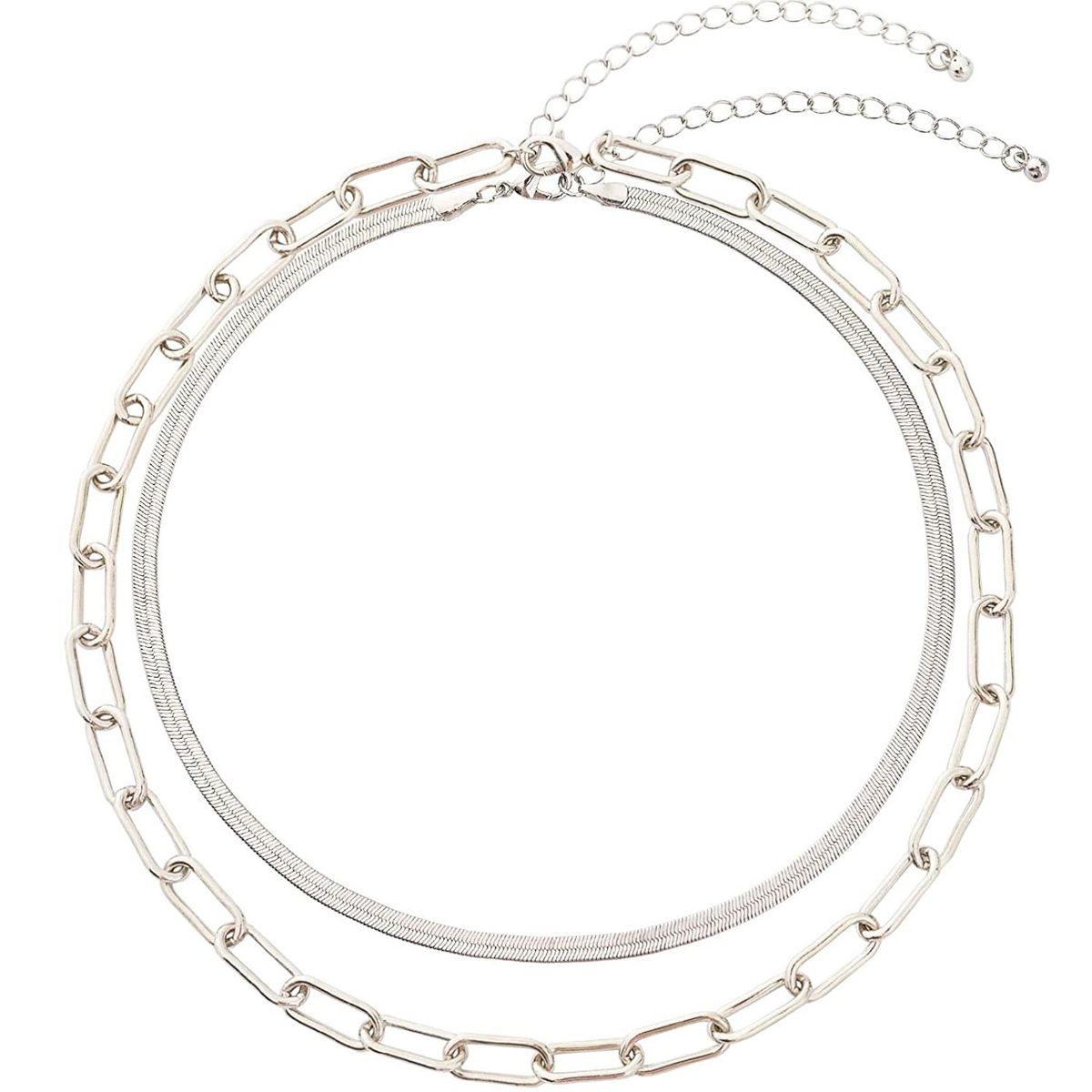 Blogger di moda, la stessa collana con graffetta, semplice, stile freddo, accessori con catena a forma di serpente e osso_voghion.com