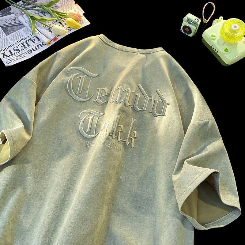 Retro zamšādas izšūts īsroku T-krekls vīriešu vasaras modes zīmola brīvs ikdienas T-krekls ar puspiedurknēm_voghion.com