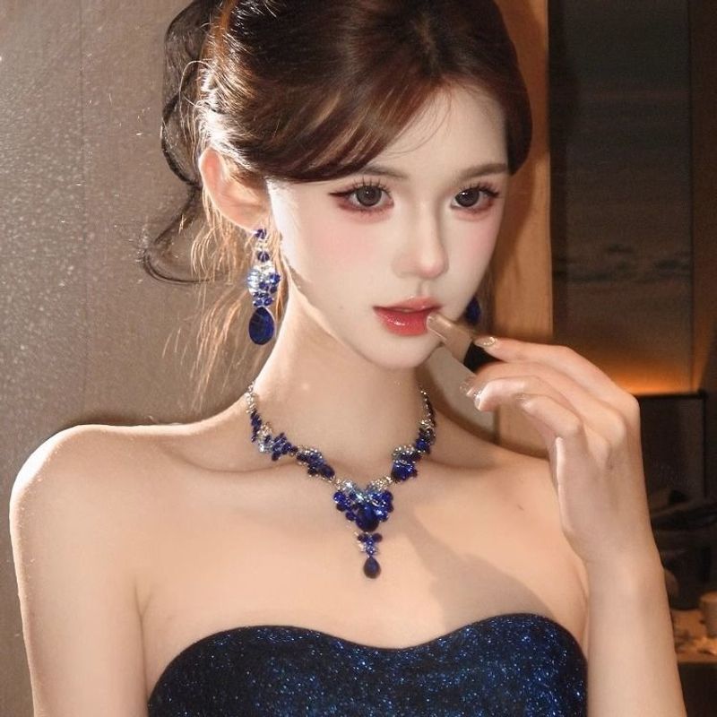 Retro Blue Rhinestone Necklace Earrings Set Women's Light Luxury Exaggerated Neck Chain Evening Dress Bridal Accessories_voghion.com