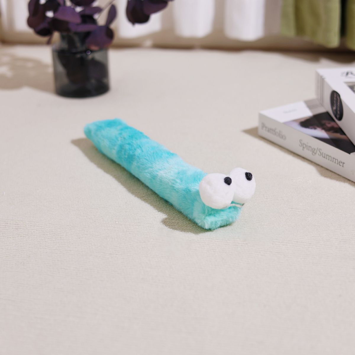 Plush Gradient Pillow Chew Teaser Teething Stick Catnip Self-Entertainment Cat Toy_voghion.com