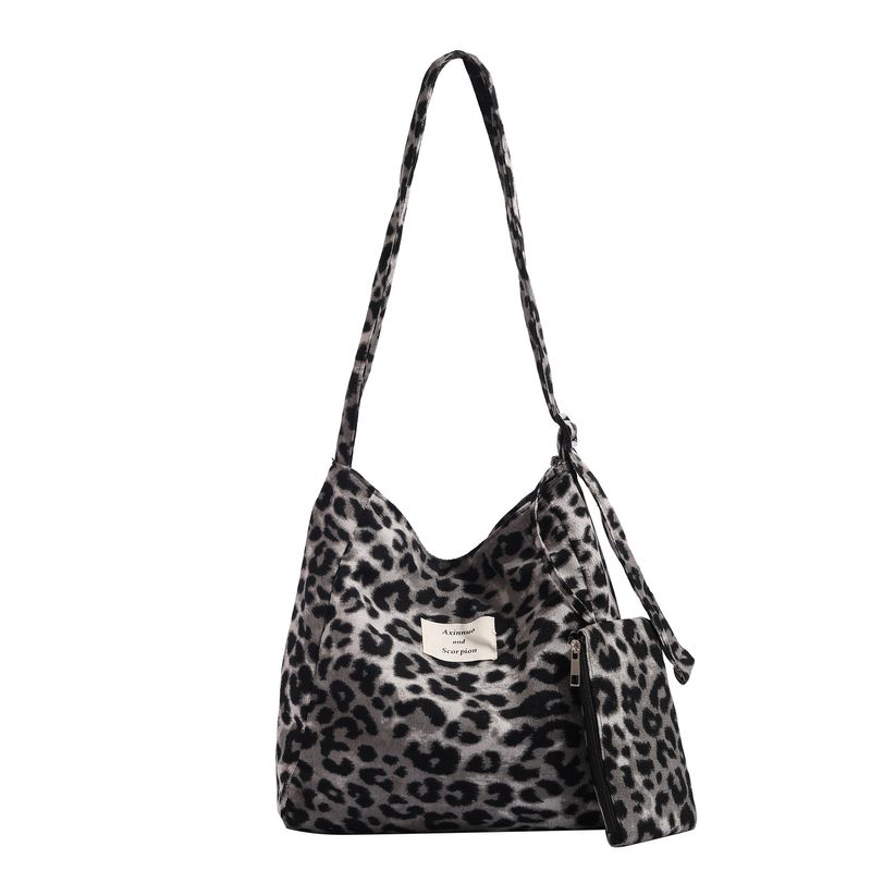 Underarm women, autumn and winter new style, simple leopard print bag, versatile commuting, large capacity carrying_voghion.com