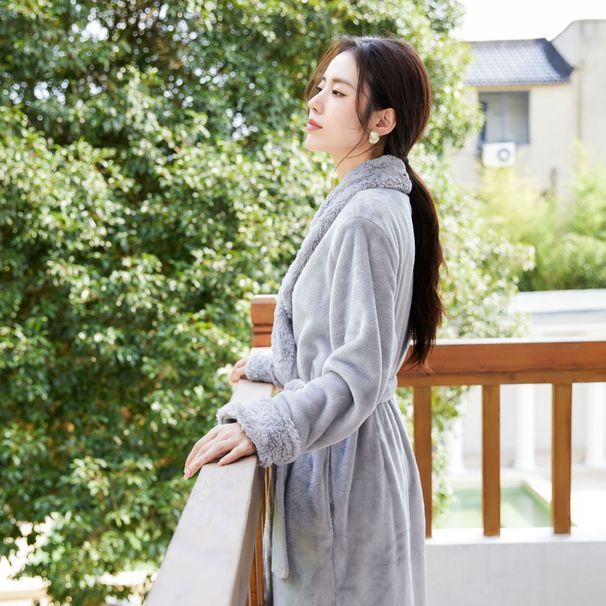 Flannel Splicing Long Lapel Long-sleeved Nightgown Warm And Comfortable Loungewear Women's Pajamas_voghion.com