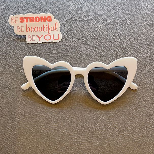 Fashion 2024 new fashion colors special heart uv400 boys girls outdoor cute protection kids sunglasses_voghion.com