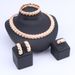 Italienisches goldfarbenes Schmuckset mit Halskette, Ohrringen, Armband und Ring, afrikanisches Brautmotiv für Damen, Hochzeitsparty-Geschenke_voghion.com
