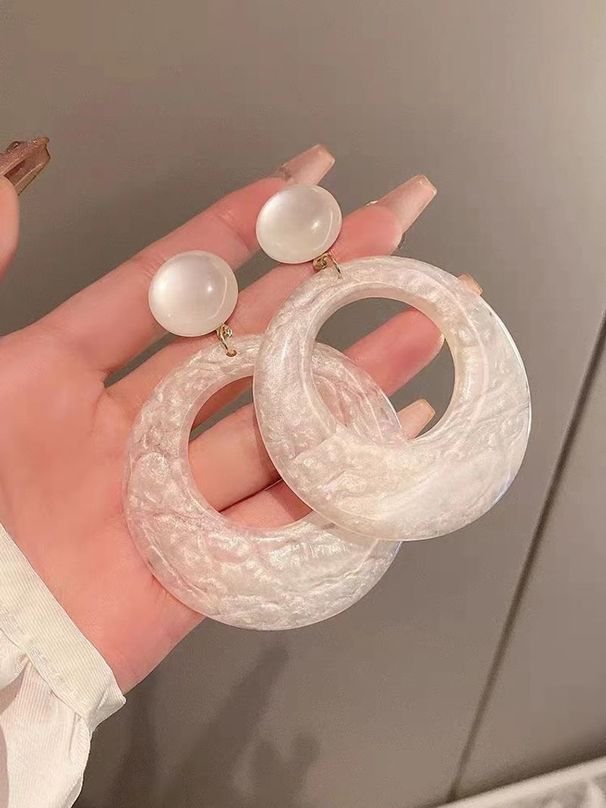 Damen übertrieben kalte Atmosphäre Kreis Ohr Ring Licht High Sense Ohrringe weiblich_voghion.com