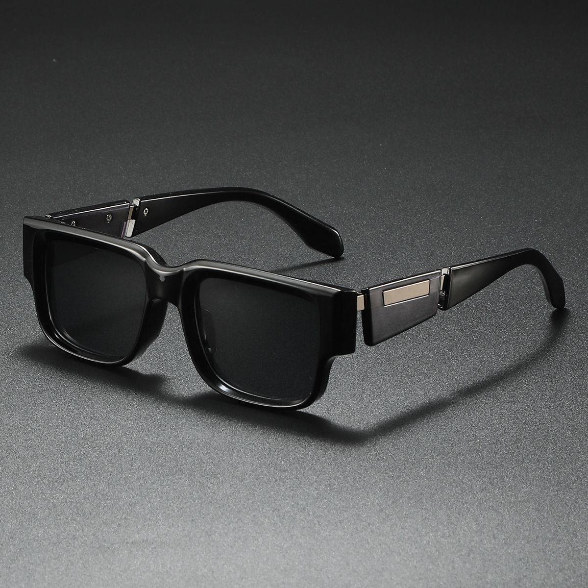 ActiveGo 2025 Fashion Gray Blue Square Thick UV Protection Retro Simple Large Frame Face Slimming Sunglasses_voghion.com