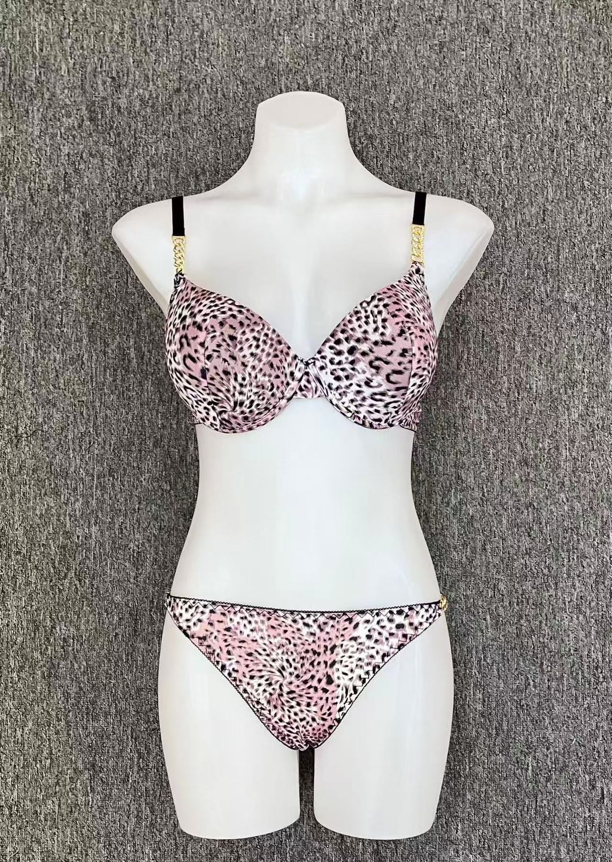 Sexy Rhinestone Strap Underwire Push-Up Bra With Leopard Print - Enhances Shape & Comfort, 3/4 Cup Coverage, Adjustable Back Closure, Sizes 46-52C_voghion.com