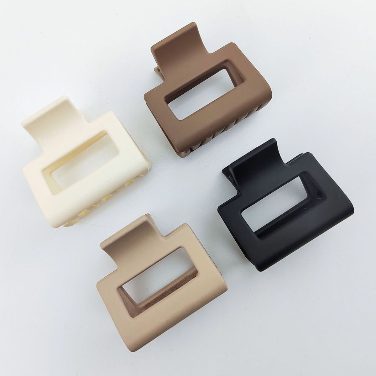 Klassisches Basic Haarspangen-Set – Große matte Haifisch-Clips für stylische Hochsteckfrisuren – Elegante minimalistische Farbkollektion_voghion.com