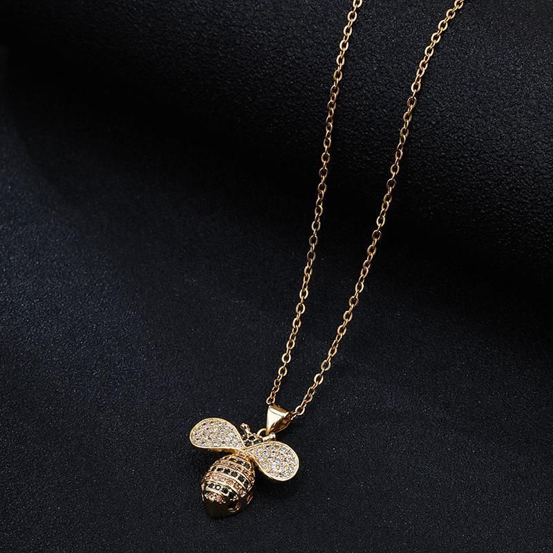 Collane con ciondolo Catena in acciaio inossidabile Rame intarsiato Zircone colorato Collana ape per donna Collana con ciondolo iniziale_voghion.com