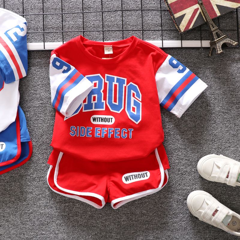 Mère et enfants Vêtements d'été pour garçons et filles 2024 nouveaux costumes d'été pour enfants à manches courtes costumes deux pièces beau bébé vêtements de sport élégants tendance_voghion.com