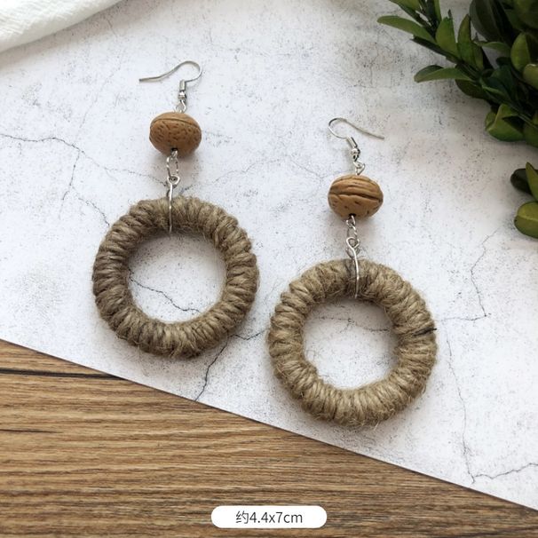 Kolczyki damskie w stylu etnicznym, letnie, plecione, ręcznie robione, z motywem leśnej trawy i winorośli_voghion.com