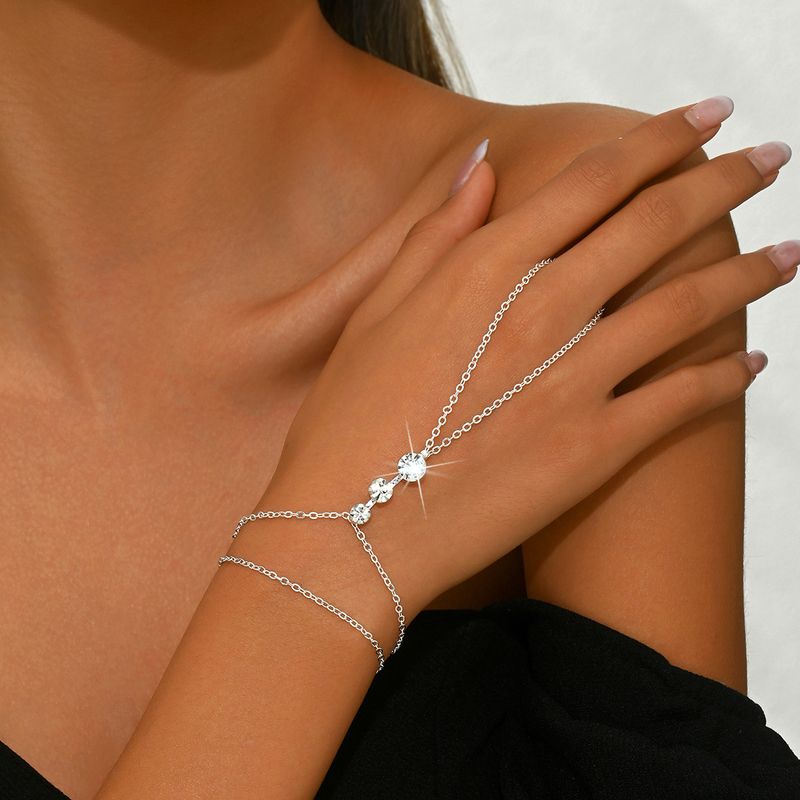 Women’s Jewelry Set Fashion Diamond Finger Bracelet Ladies Jewelry All Match High End Bride Zircon Hand Chain Bracelet_voghion.com