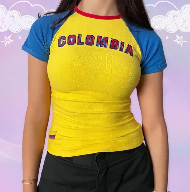 Maglietta a maniche corte per donna, estiva, nuova versione coreana, con ricamo, ampia e sottile, con spalle corte, per donna, tendenza Ins_voghion.com