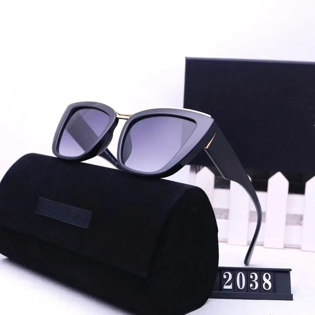 Lunettes de soleil d'été pour hommes et femmes, style classique, anti-ultraviolets, rétro, monture complète, tendance, boîte aléatoire_voghion.com