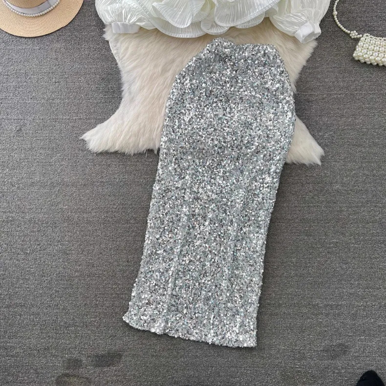 Vêtements pour femmes Costume à la mode, tempérament féminin, chemise brillante à manches longues et col en V avec ourlet en feuille de lotus pour femmes, jupe à paillettes taille haute_voghion.com