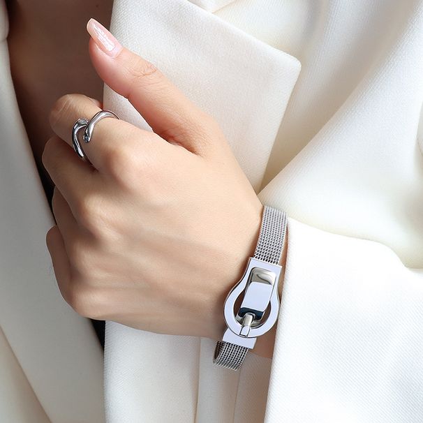 Women's Jewelry - Minimalist Titanium Steel Magnetic Bracelet With Geometric Design, Adjustable Hypoallergenic & Tarnish-Free, Travel & Gifting_voghion.com