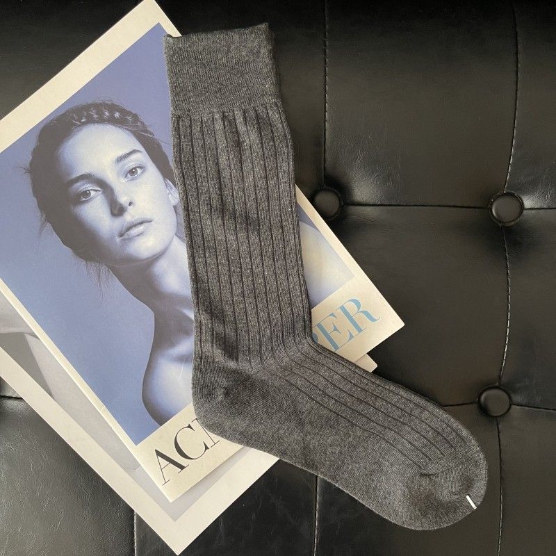 2025d M Thin Wide Vertical Striped Trendy Brand Solid Color Mid-Calf Summer Women's Versatile Long Socks_voghion.com