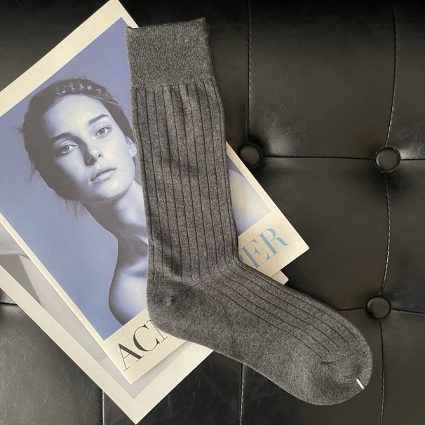 2025d M Thin Wide Vertical Striped Trendy Brand Solid Color Mid-Calf Summer Women's Versatile Long Socks_voghion.com